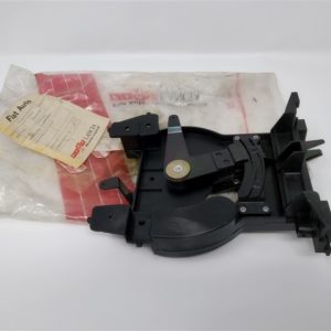 4453296-COMANDO-02-28